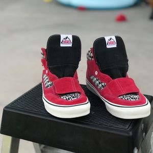 Fear of God x Vans Mountain Edition.